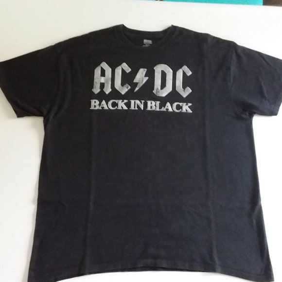 AC / DC BACK IN BLACK Tee - Picture 1 of 7